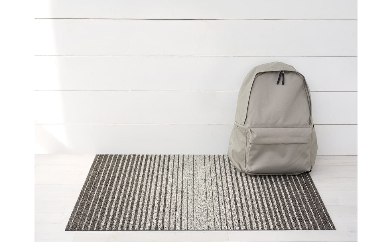 Domino Oak Shag Utility 24x36