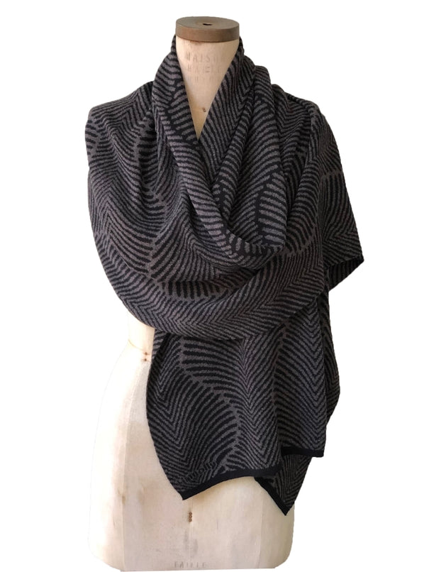 Forest Fern Wrap, Charcoal+Black