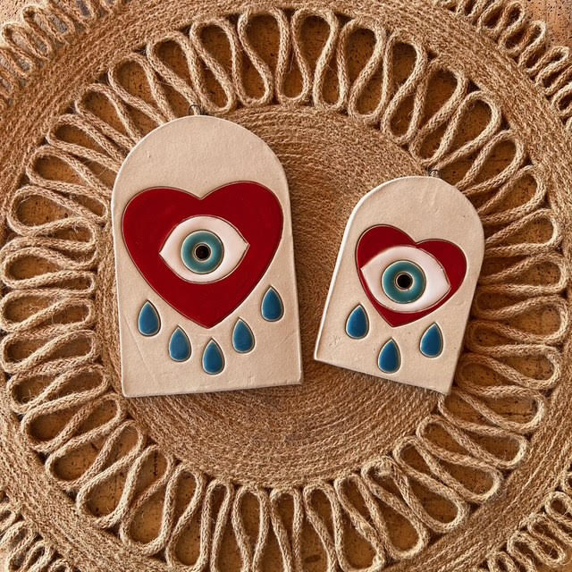 Eye Heart Ceramic Wall Hanger, Medium