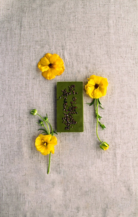 Matcha + Passionfruit Chocolate Bar