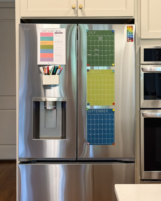 Single-Use Sm Rainbow Wall Calendar, 8.5x11"