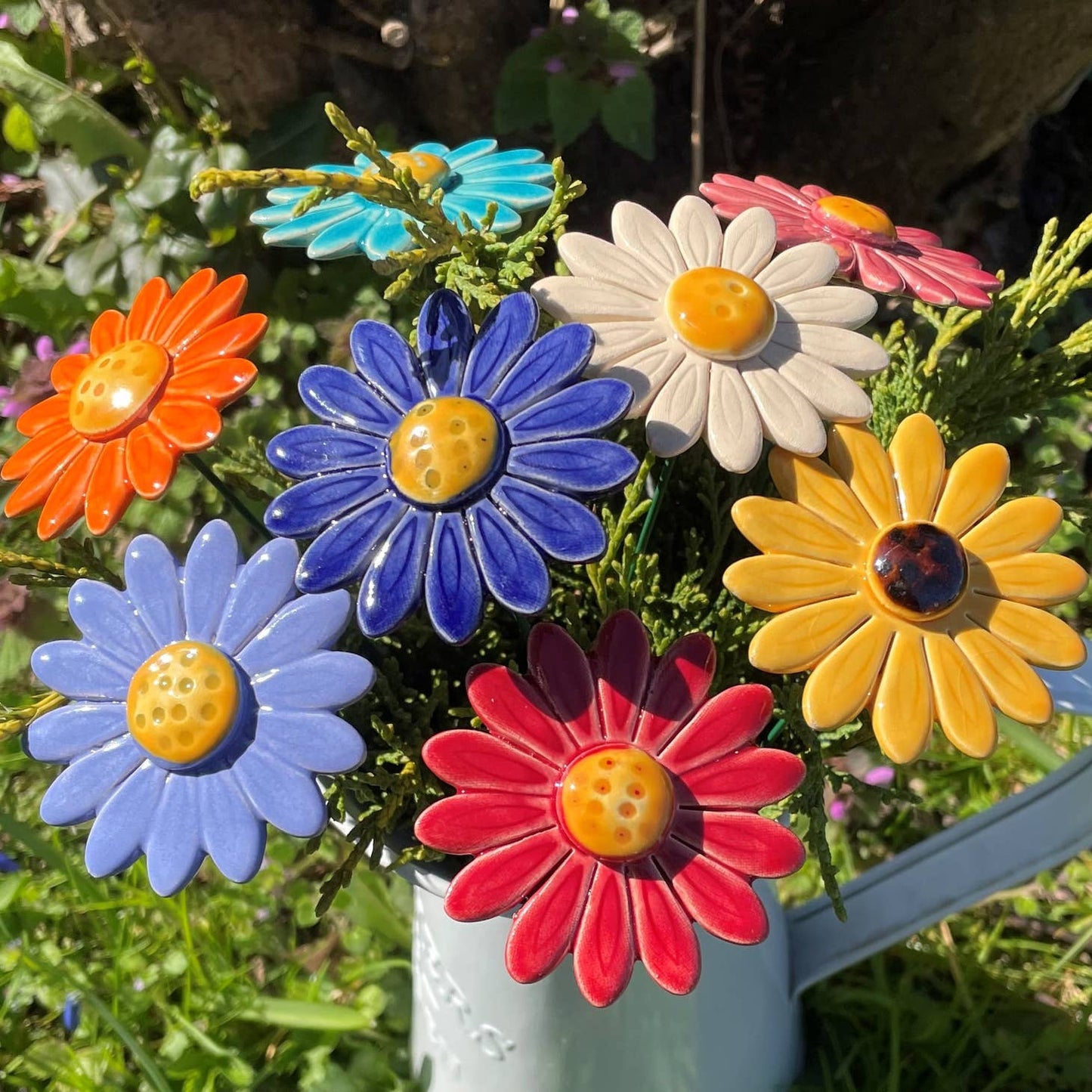Large Ceramic Daisy
