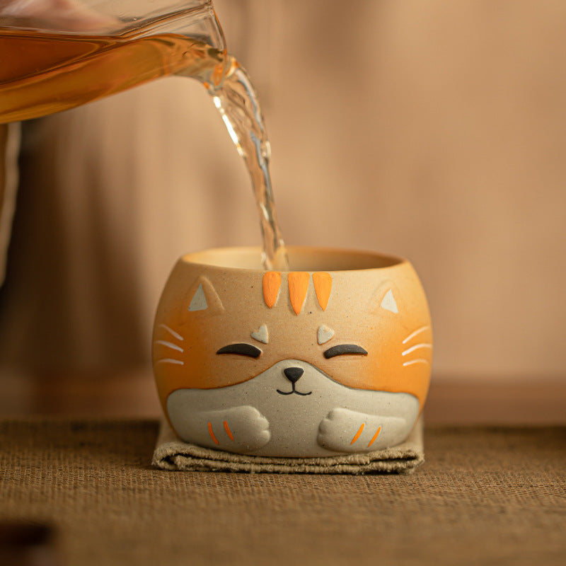 Tea Cup, Cat
