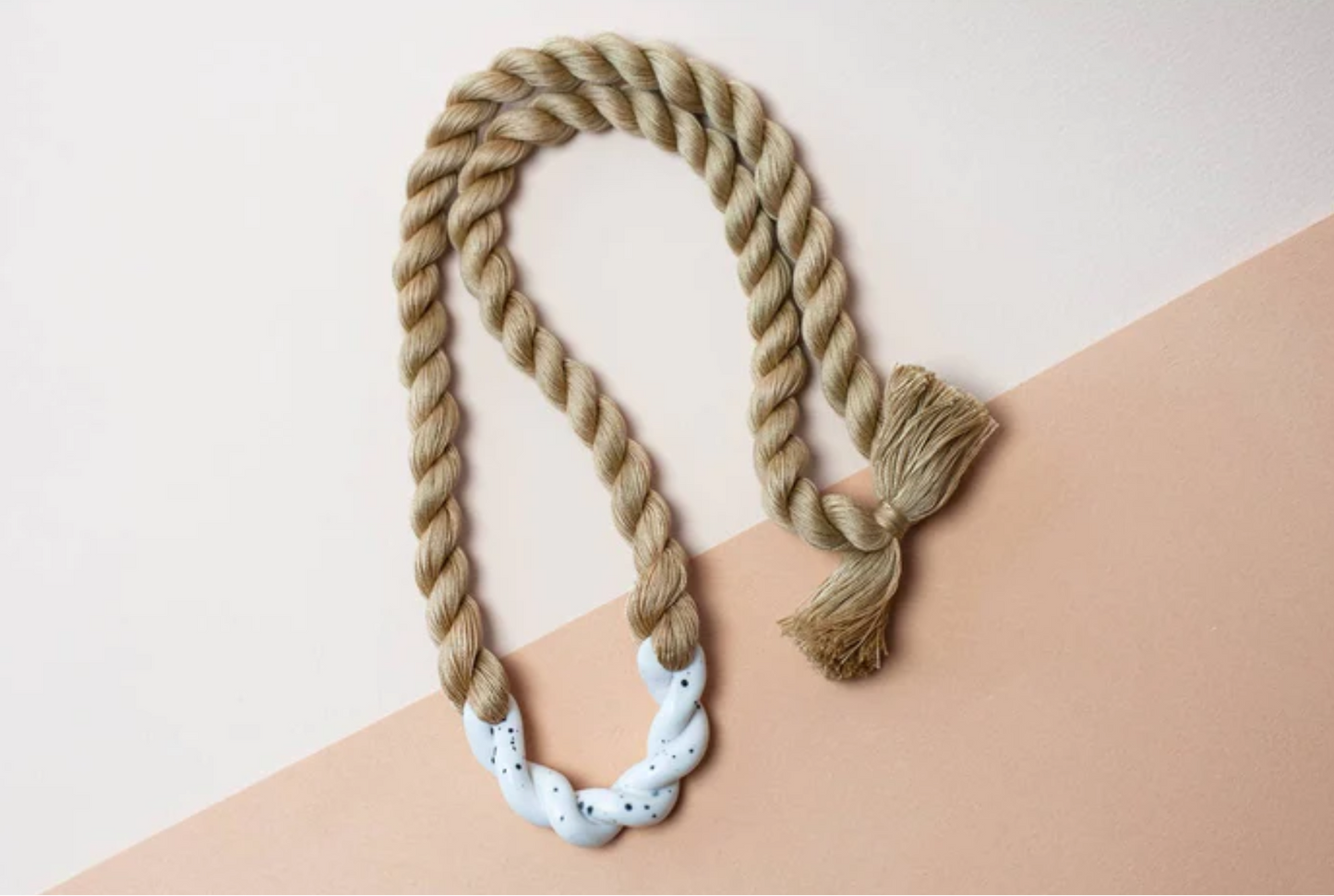 Twist Necklace