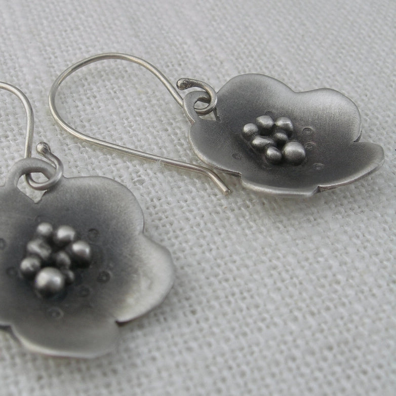 Buttercup Earrings, Silver