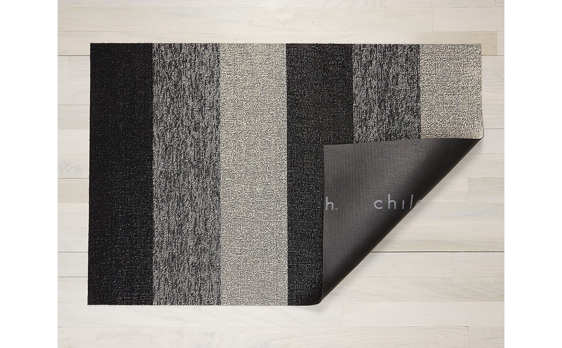 Marbled Stripe Salt+Pepper Shag Utility 24x36