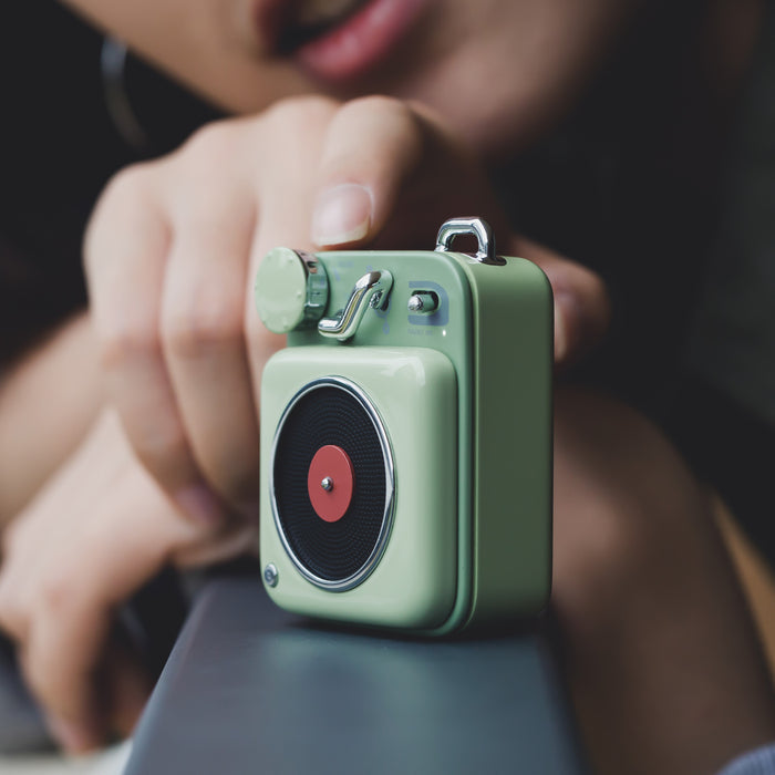 Retro Bluetooth Speaker, Green