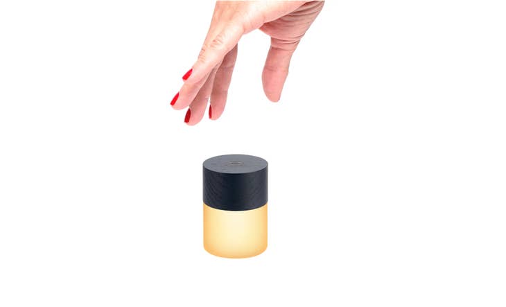 Lemelia Light, Black