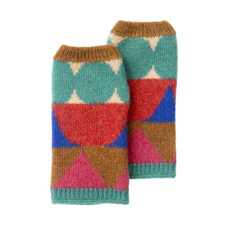 Wrist Warmers, Totem