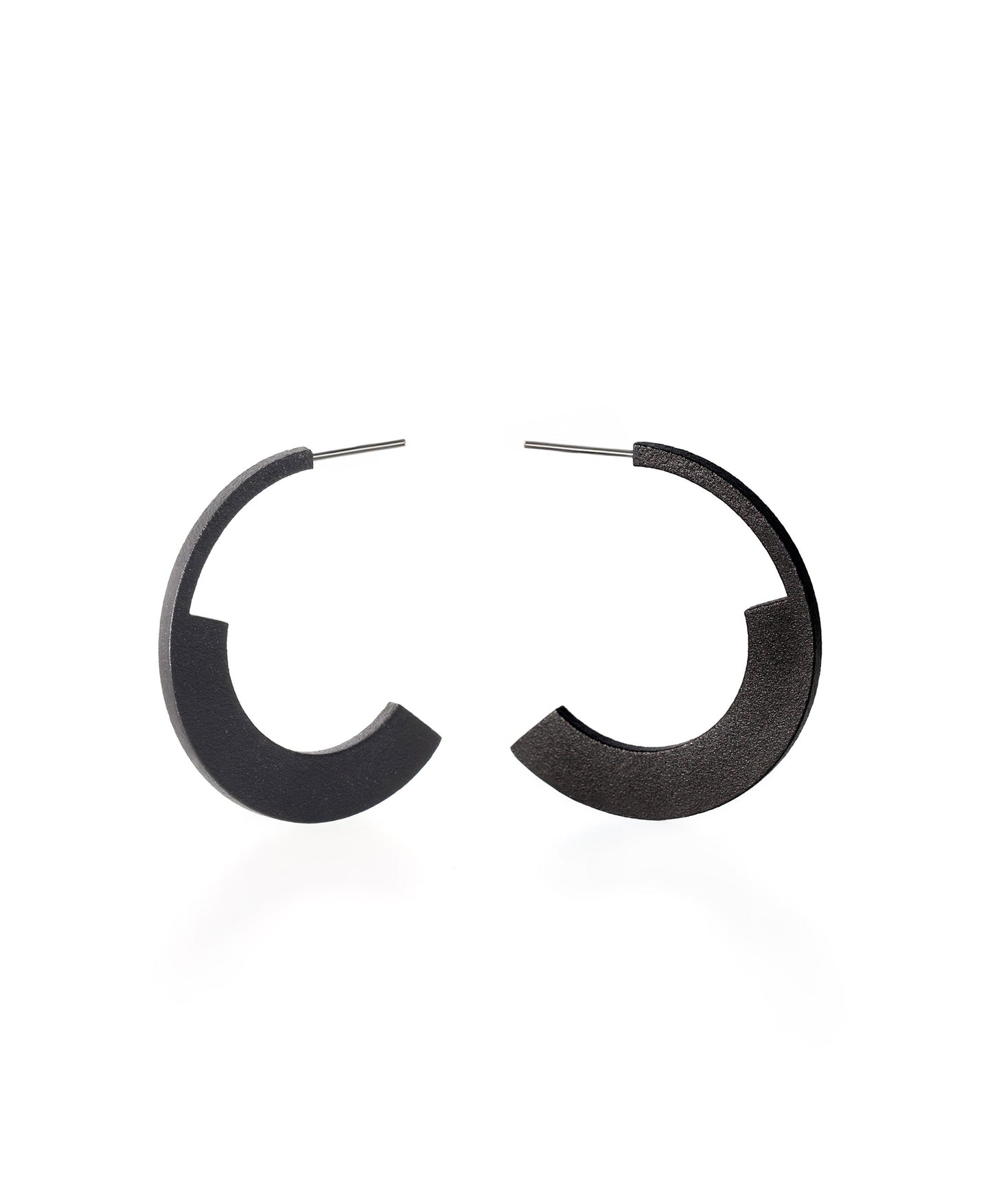 Artus Segment Se3 Hoop Earrings