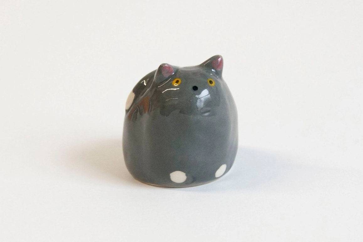Ceramic Cat, Grey