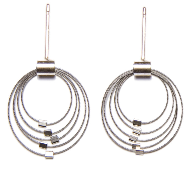 Grad Circle Mini Posts, Steel + Silver