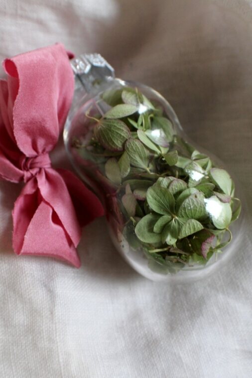 Matcha Ornament, Bobble