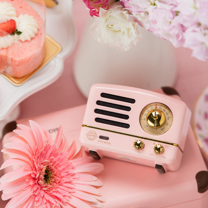 Vintage Bluetooth Speaker + Radio, Pink